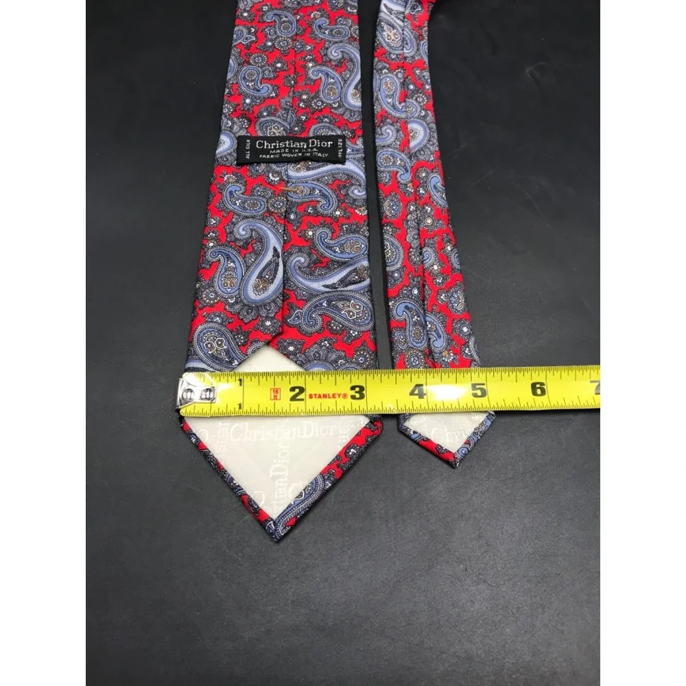 Dior christian neck